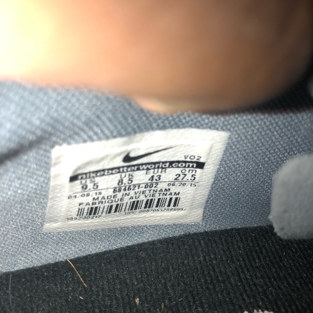 Nike’s - Picture 4 of 6
